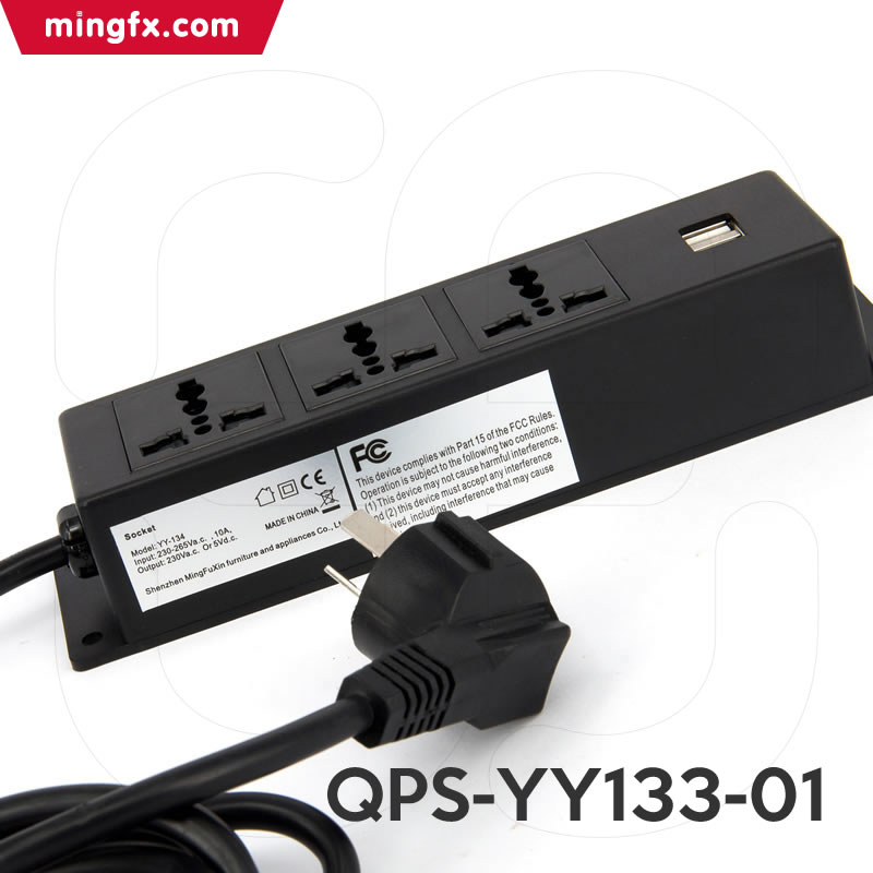 Multi-functional 3-outlets Surface Socket With 2 USB Ports QPS-YY133-01