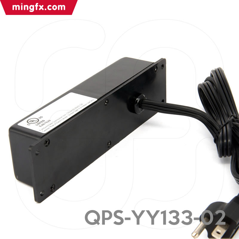 3-outlets Surface Socket QPS-YY133-02