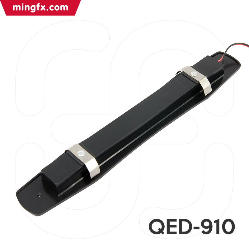 Plastic LED lamp QED-910